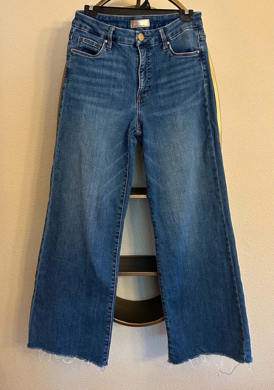 Kut from the Kloth Wide Leg Cropped Jeans Blue Denim Raw Hem